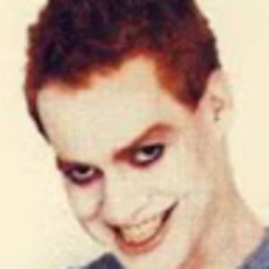 Meet your Posher, Avery